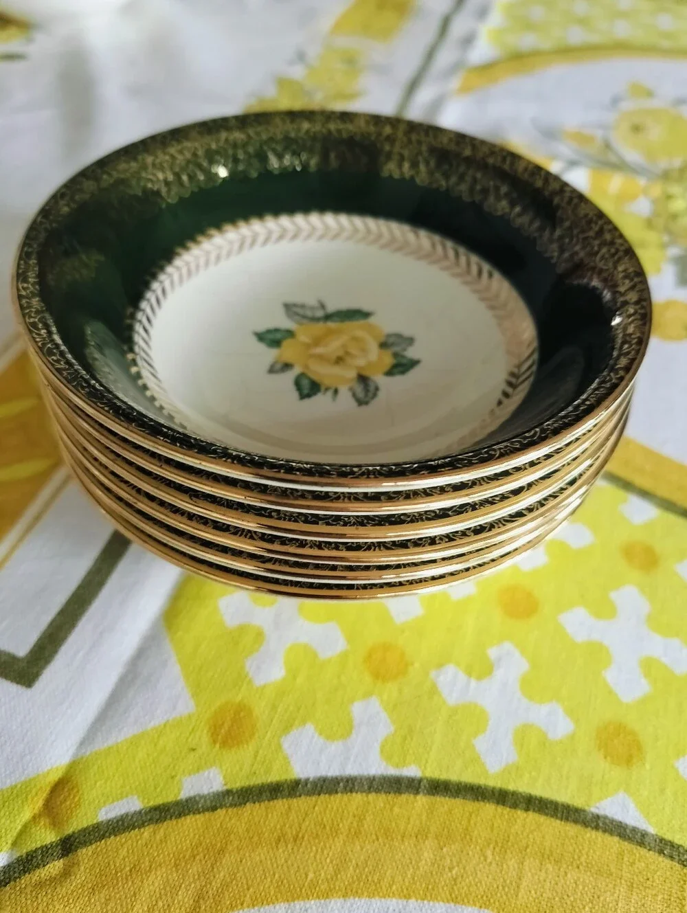 Vntg Homer Laughlin Nautilus 6 Berry Bowls Green Gold Filigree Yellow Rose 1952